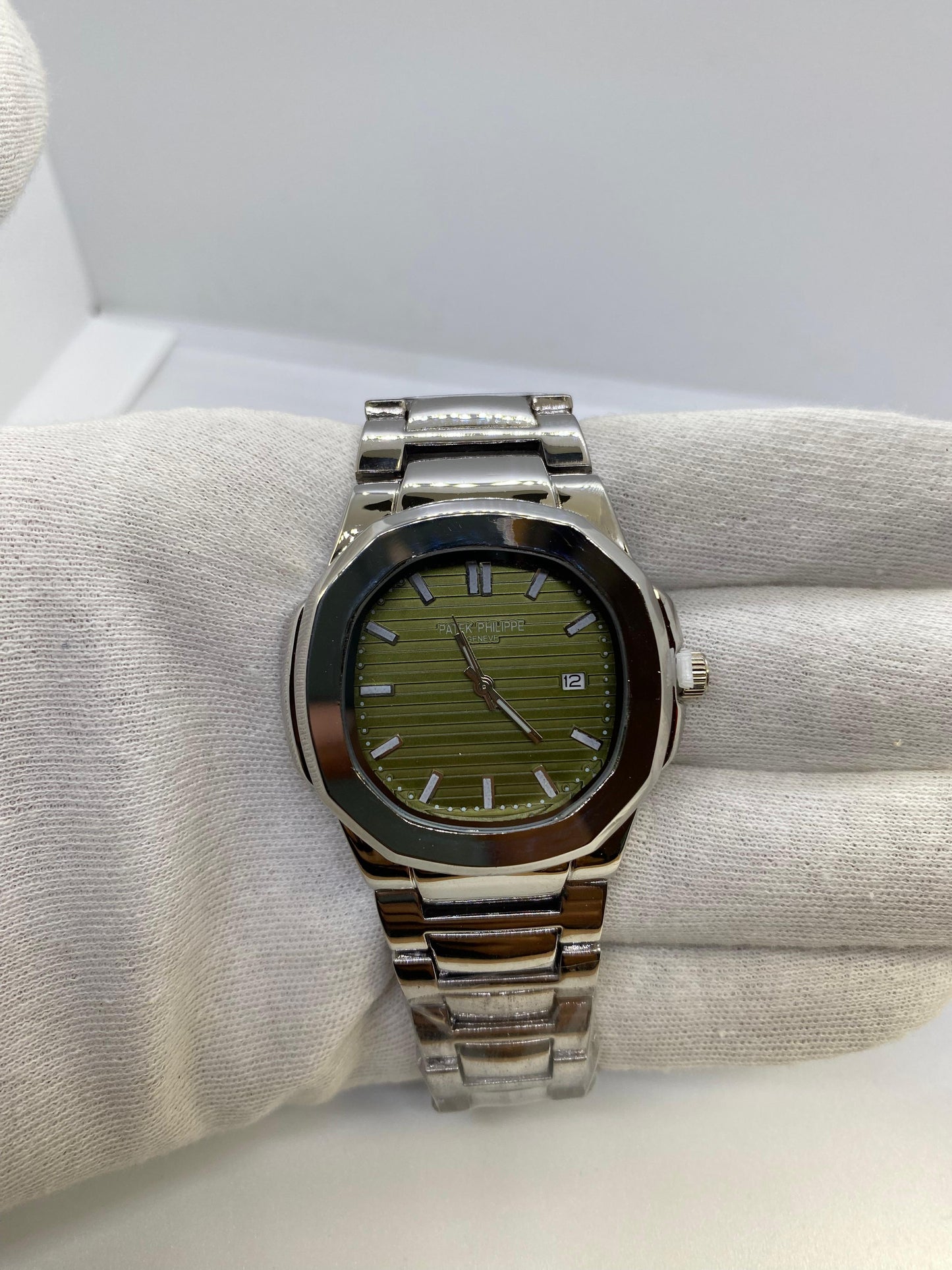 Patek Philippe Geneve Silver Garden Weed Dial With Date