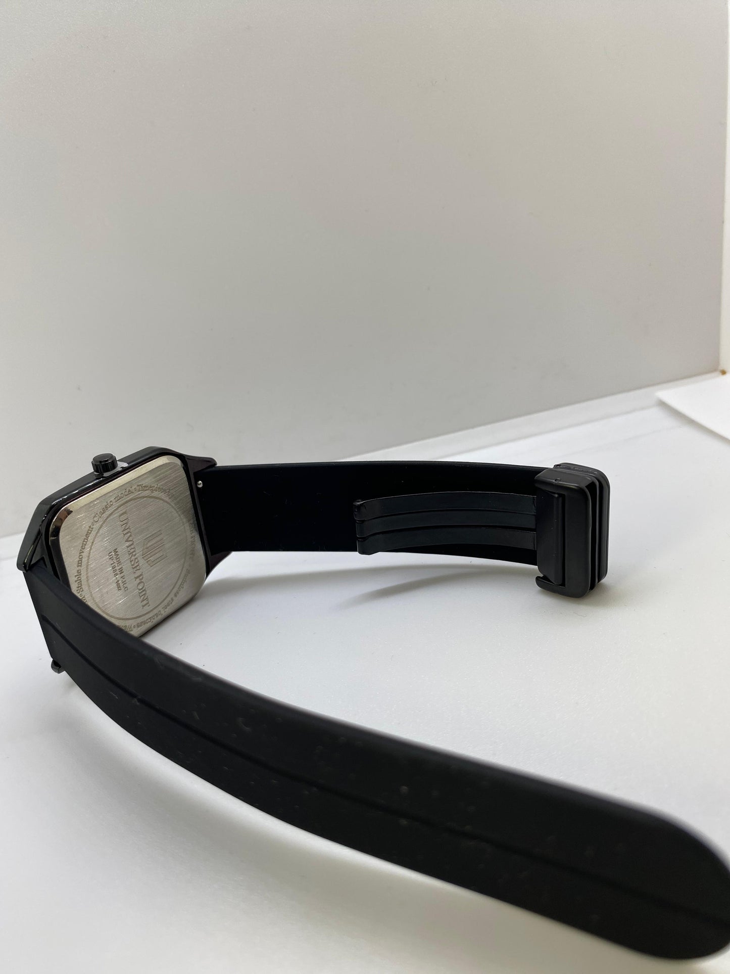 Universal Point with Black Dial & Strap