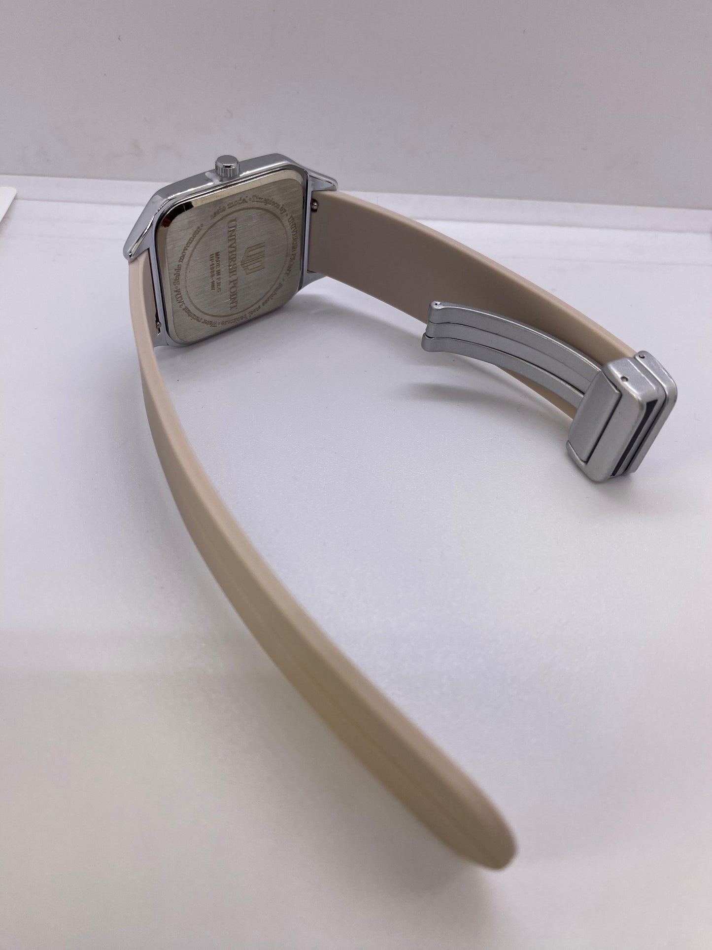 Universal Point with Shadow & Strap