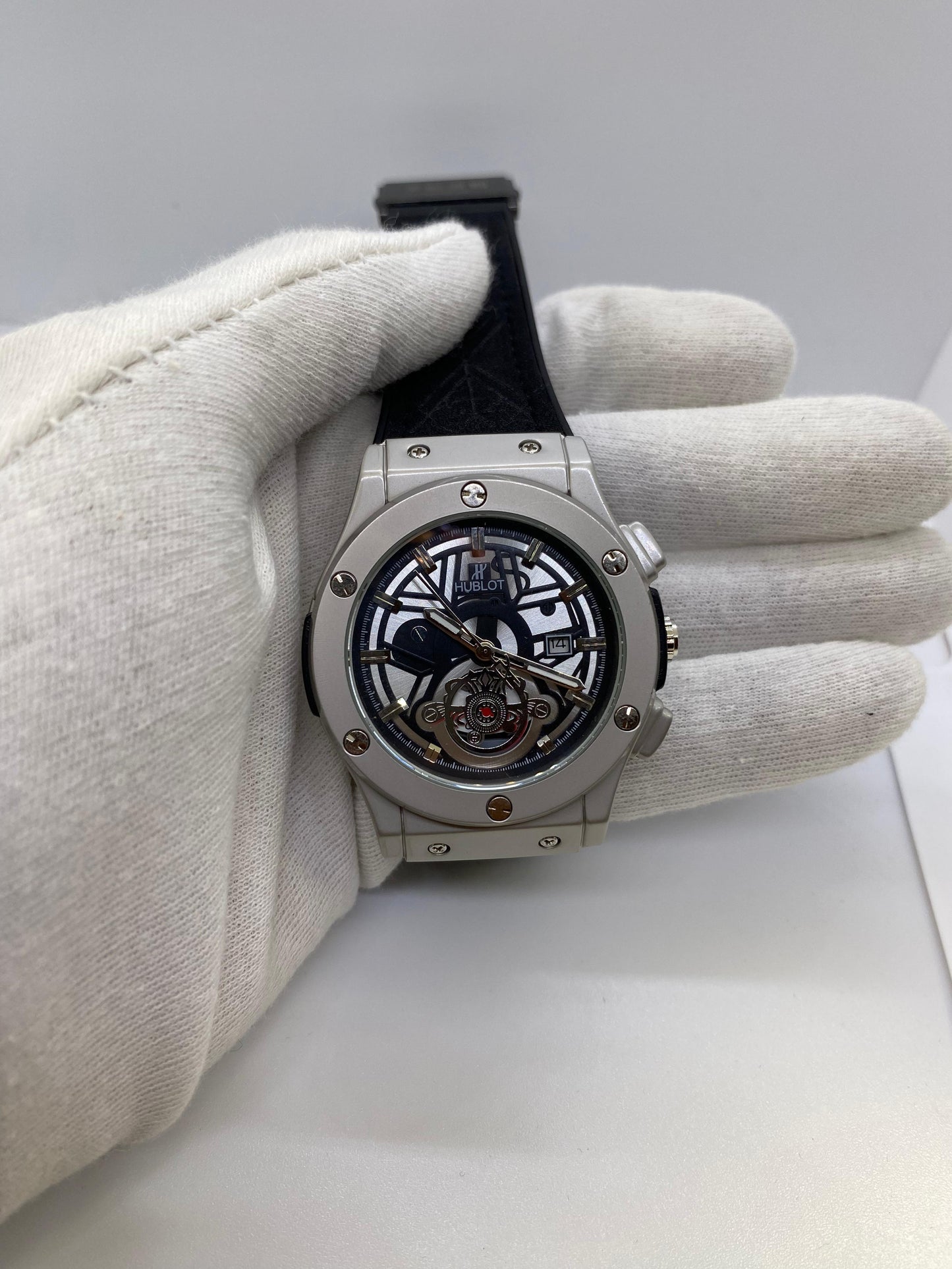 Hublot Chronometer Black & white Dial Straps with Date