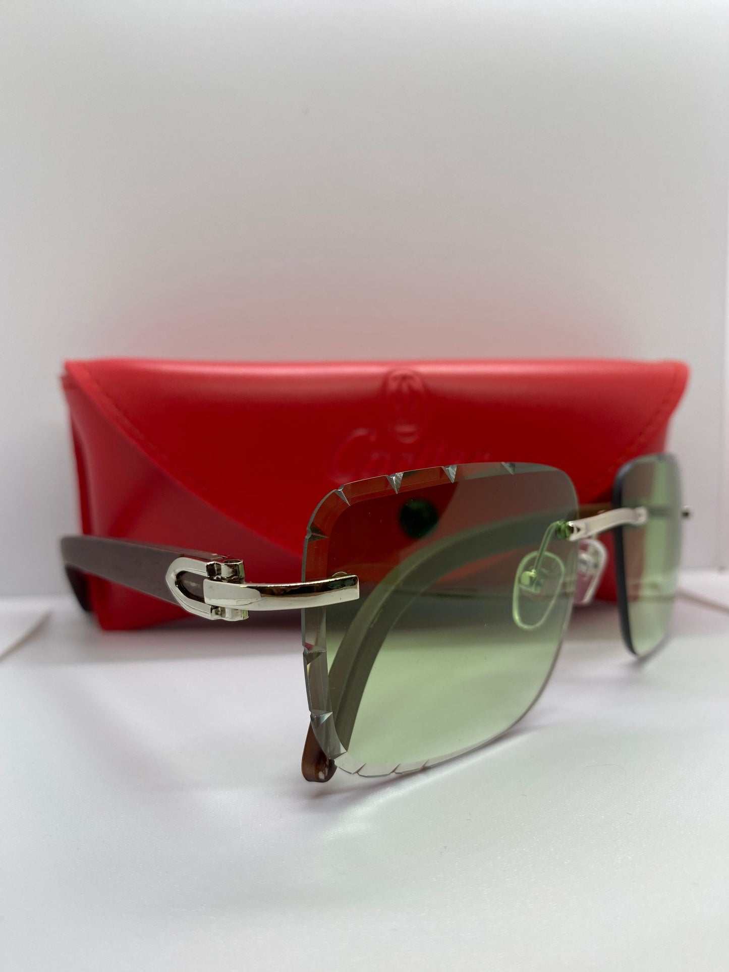 Cartier Horn Pine Green Gradien Lenses